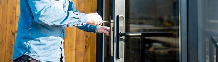 Emergency home lockout services