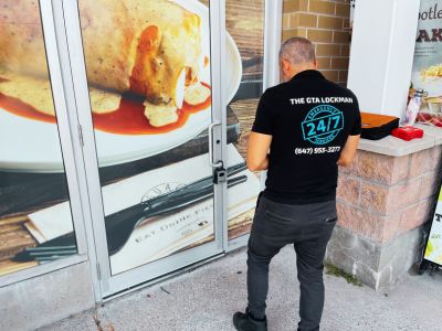 Storefront Door Lock Repair Service Greater Toronto Area